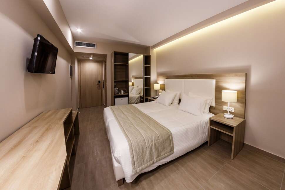 Ein Foto Porto Planos Beach Hotel