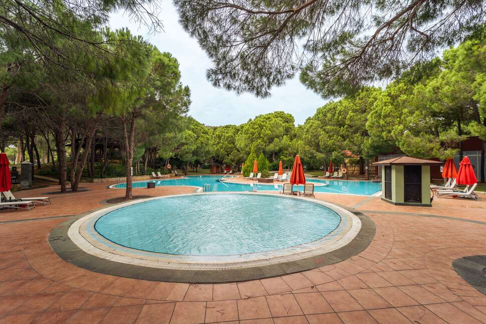 Een foto van het zwembad bij IC Hotels Santai Family Resort