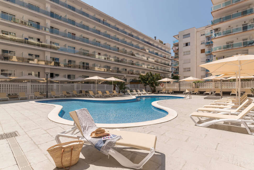 Ein Foto Rentalmar Salou Beach