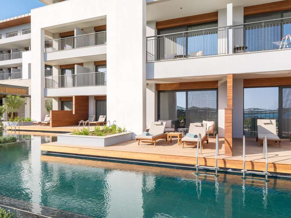 Een foto van Anda Barut Collection