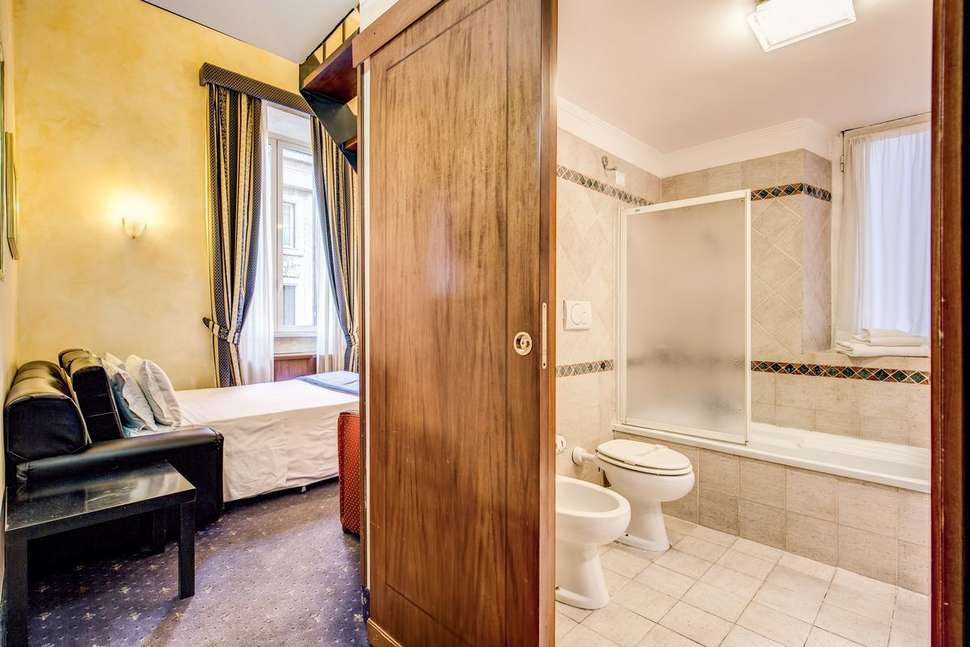 Een foto van Al Manthia Hotel
