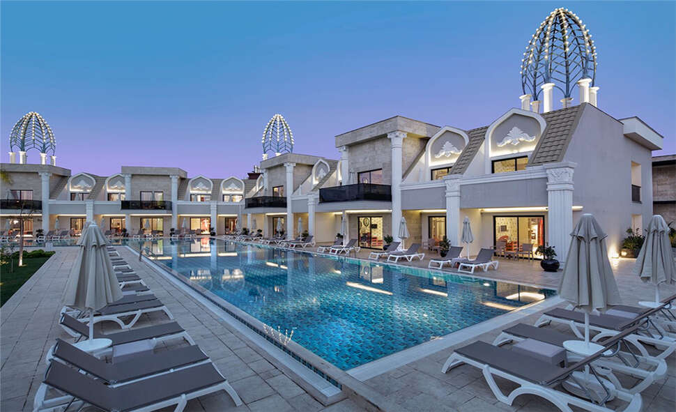 Een foto van het zwembad bij Granada Luxury Belek