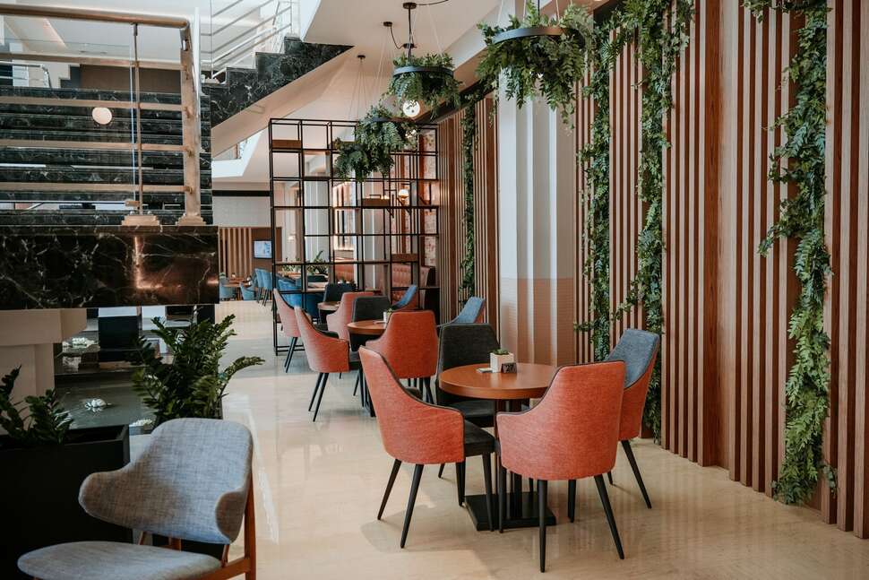 Een foto van het interieur van St. George Hotel Spa & Beach Resort
