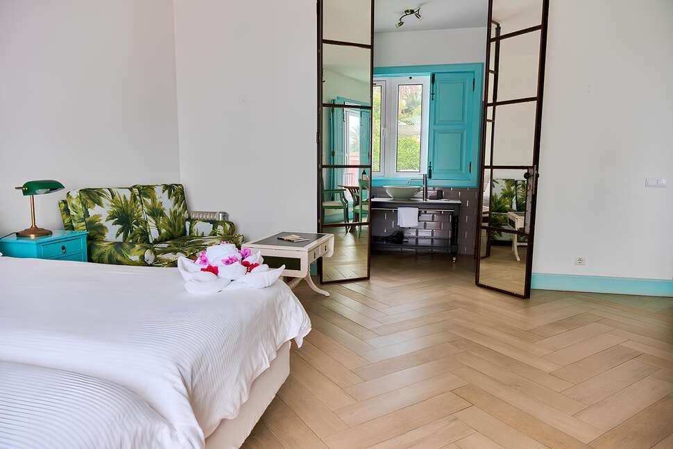 Ein Foto Inn & Art Hotel