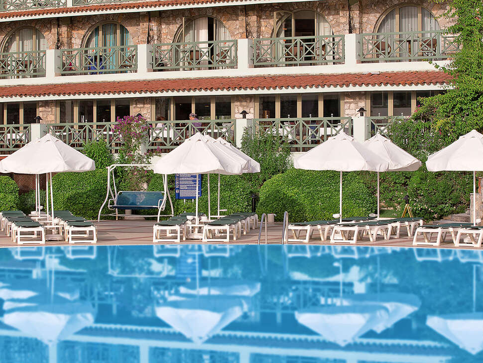 Een foto van het zwembad bij Hotel Marti La Perla