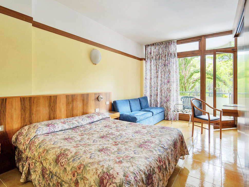 Ein Foto Hotel Palme Royal & Suite