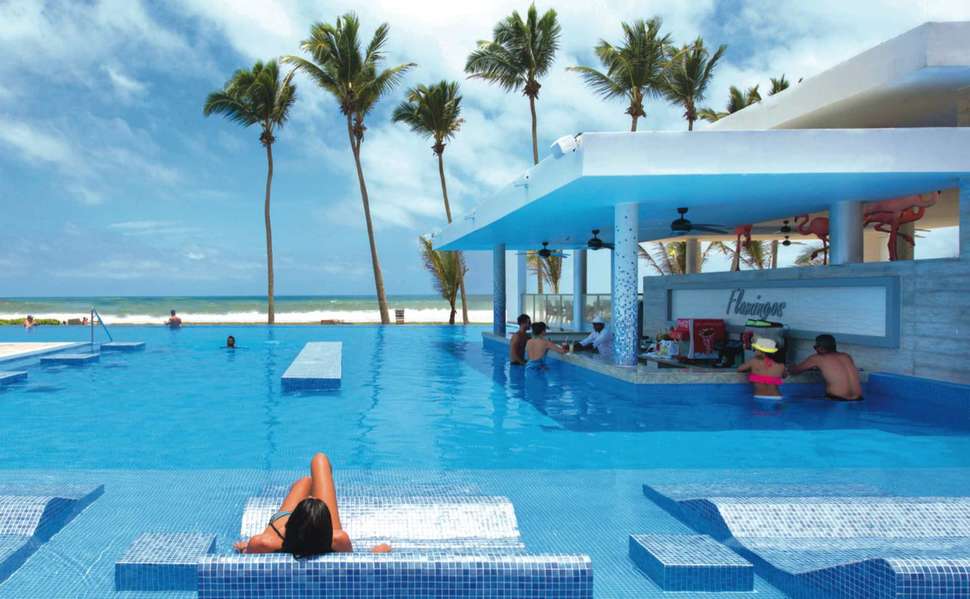 Ein Foto vom Pool im Riu Sri Lanka