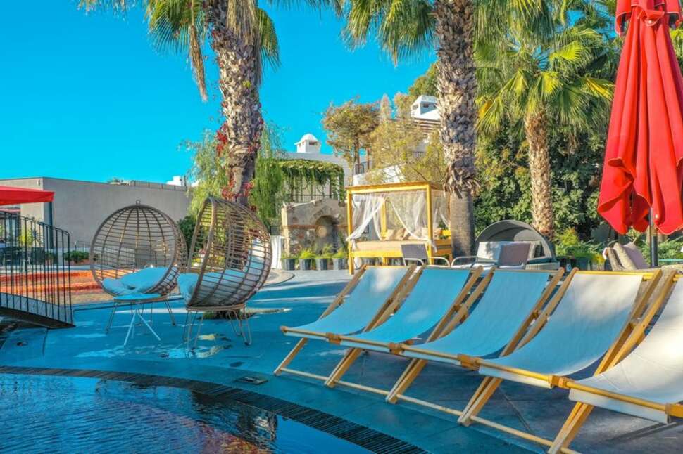 Een foto van het zwembad bij Very Chic Bodrum