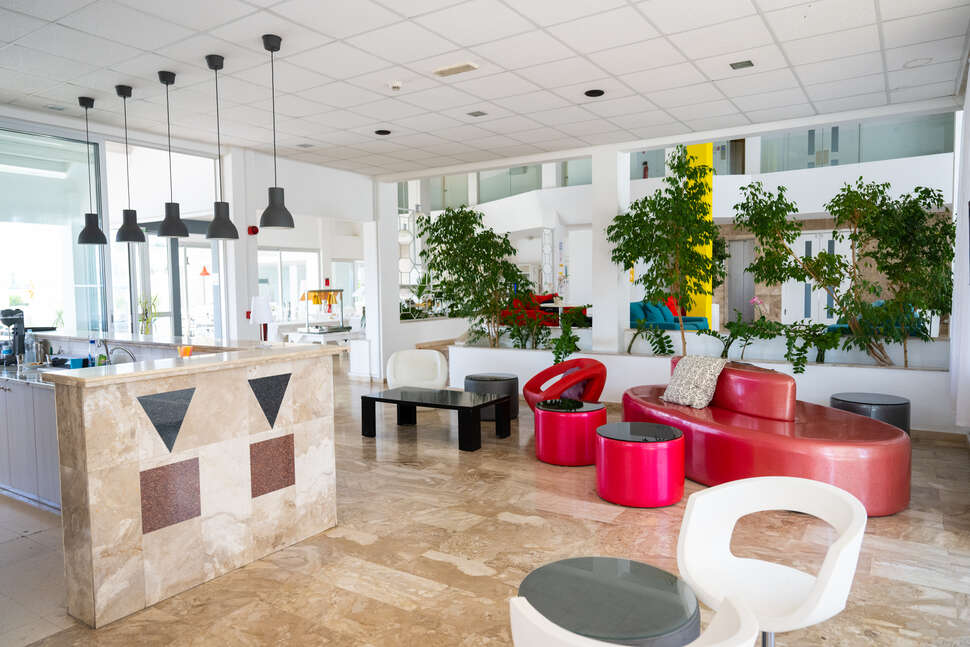 Een foto van het interieur van Napa Jay Hotel