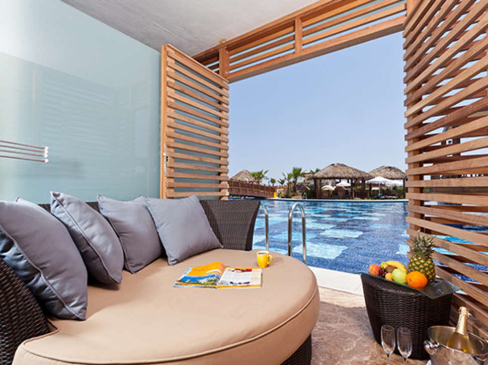 Een foto van het terras bij TUI Blue Belek