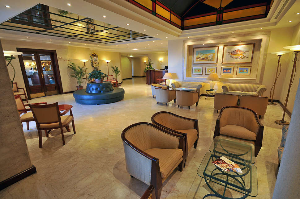 Een foto van het interieur van Hotel Grand
