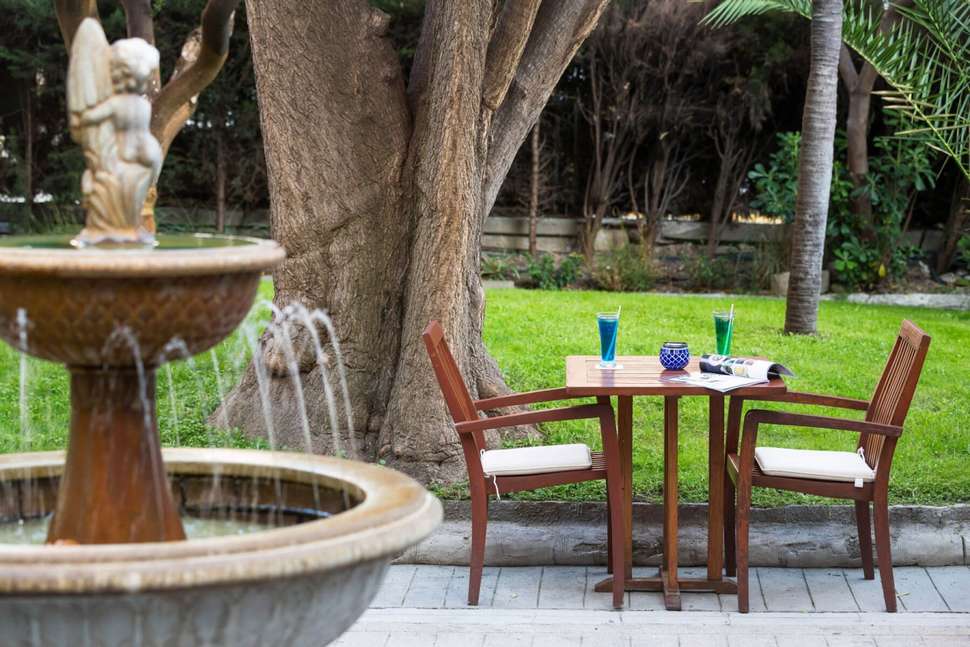Ein Foto von der Terrasse im Best Western Plus Brice Garden Nice