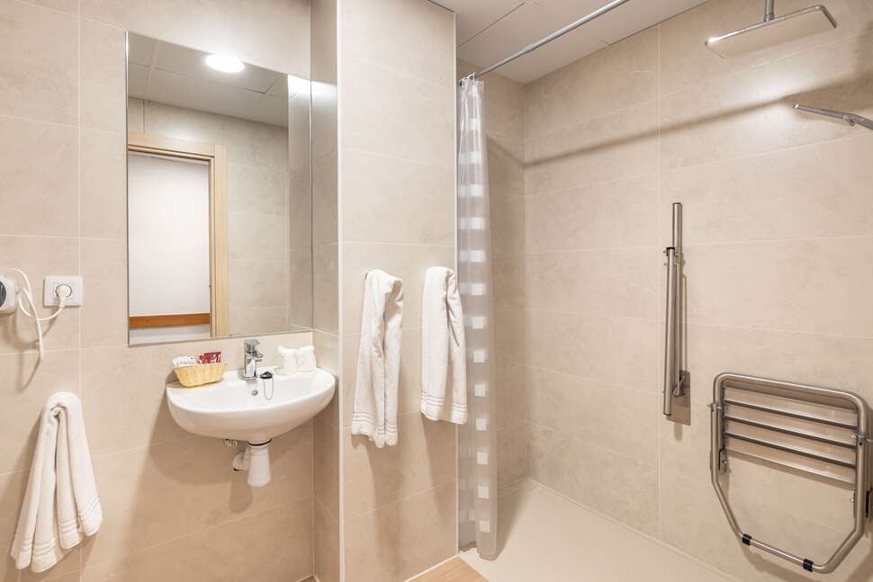 Een foto van H-Top Royal Star