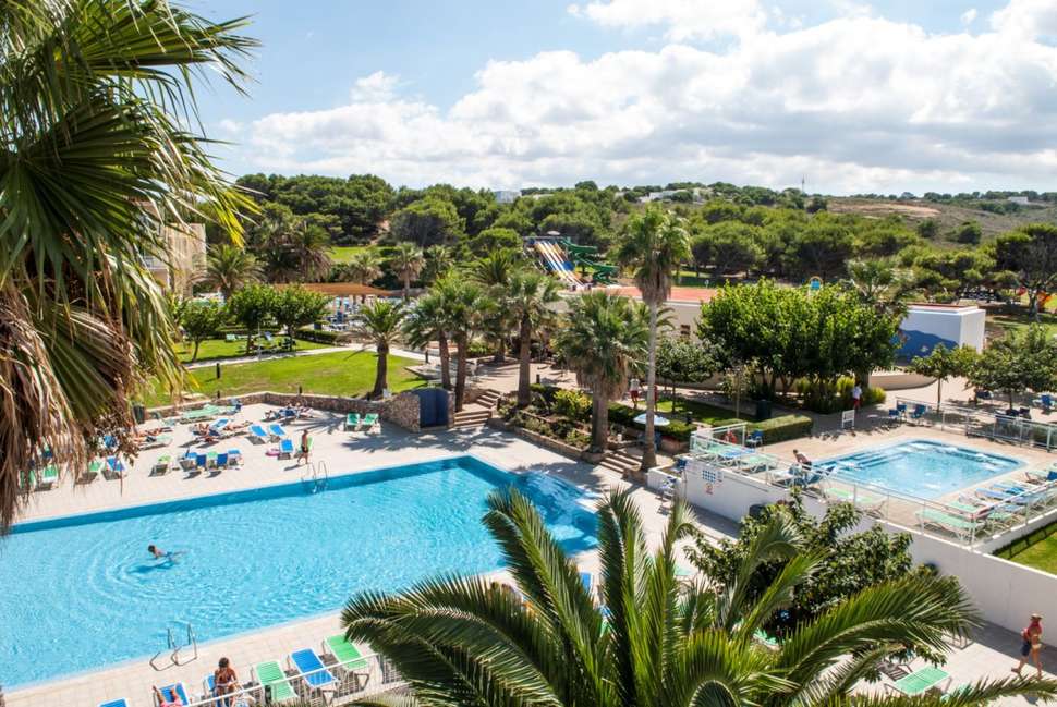 Een foto van het zwembad bij Club Hotel Aguamarina