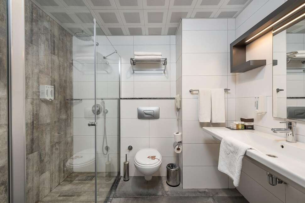Een foto van White City Beach Hotel