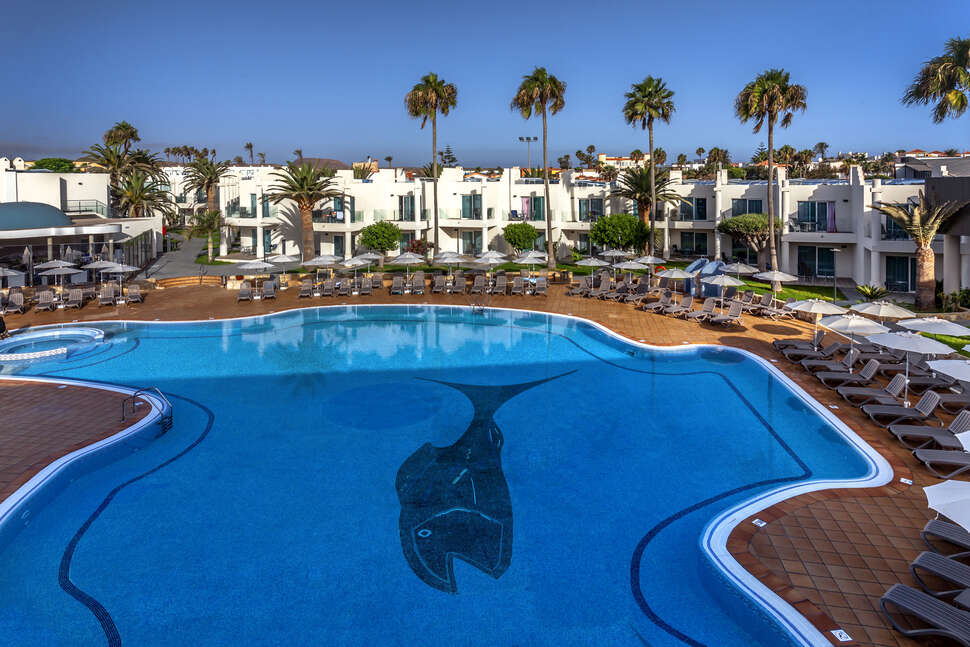 Een foto van een overzicht van Barcelo Corralejo Sands