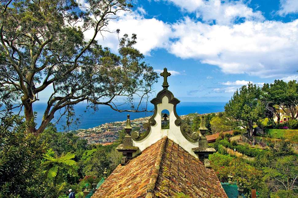 Een foto van de buitenkant van Quinta Do Monte Panoramic Gardens