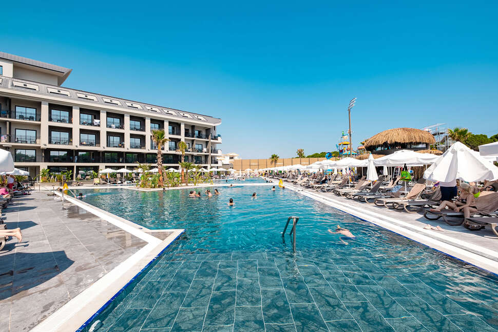 Een foto van het zwembad bij Hotel The X Belek