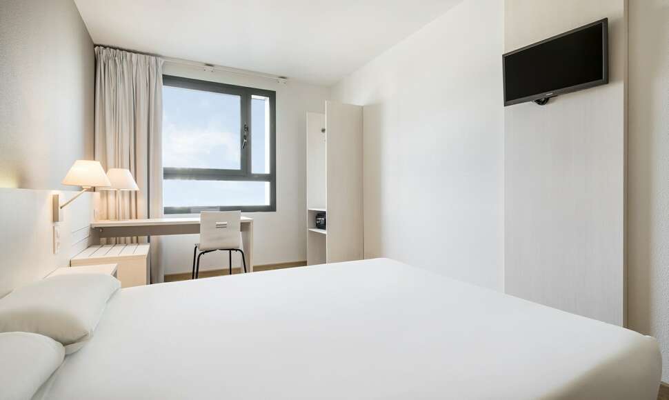 Een foto van Hotel Ilunion Valencia 3