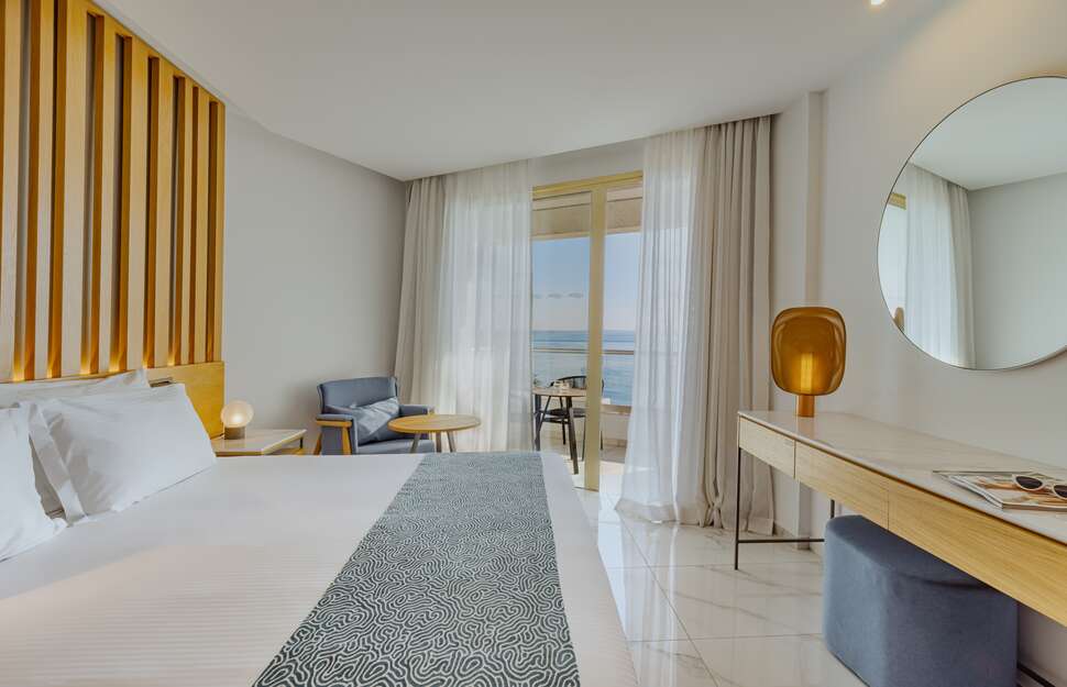 Ein Foto The Golden Bay Beach Hotel