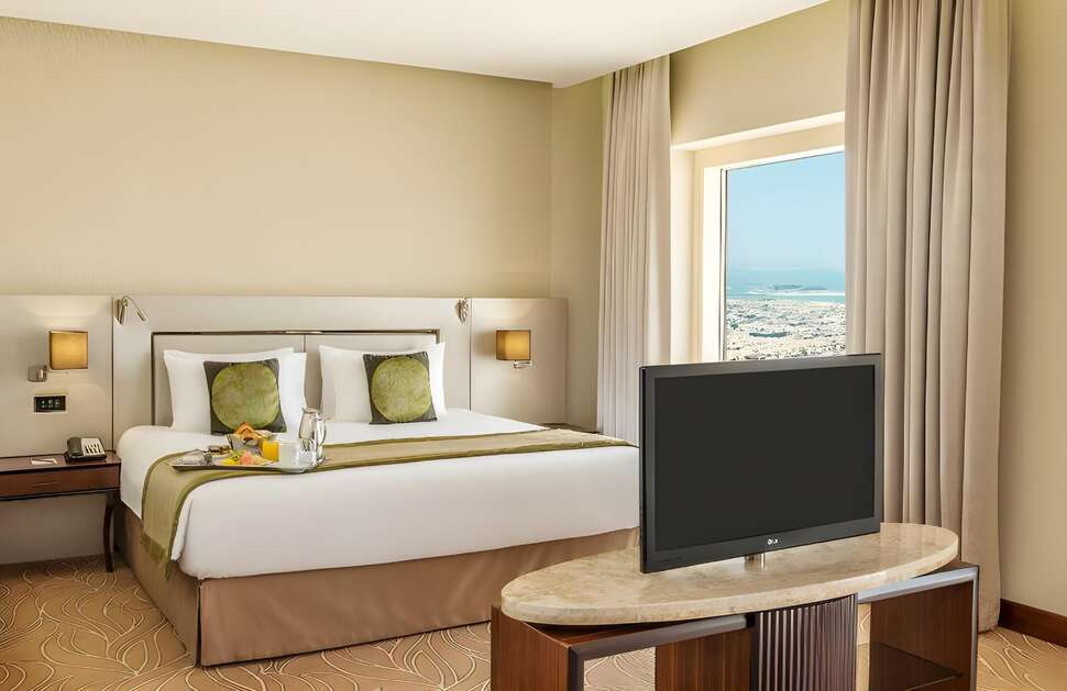 Een foto van The Tower Plaza Hotel Dubai