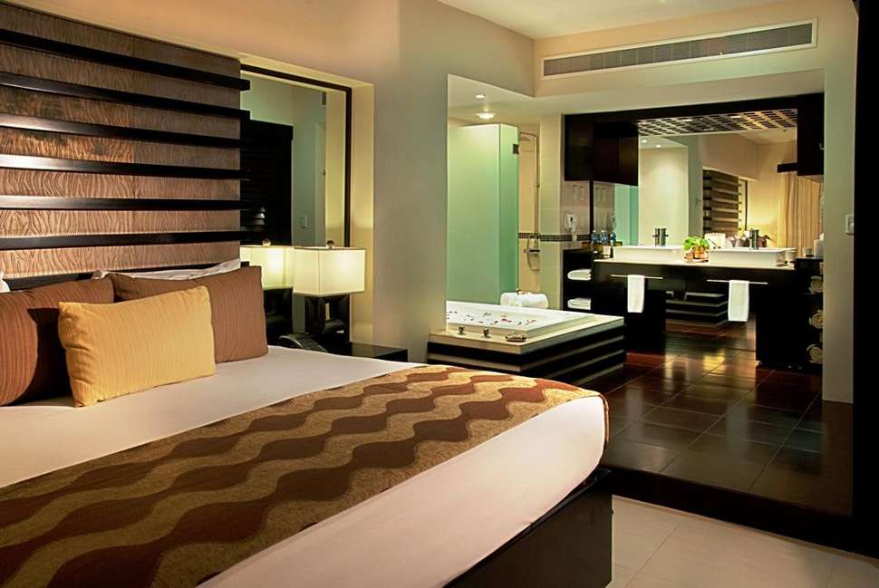 Een foto van The Fives Beach Hotel & Residences