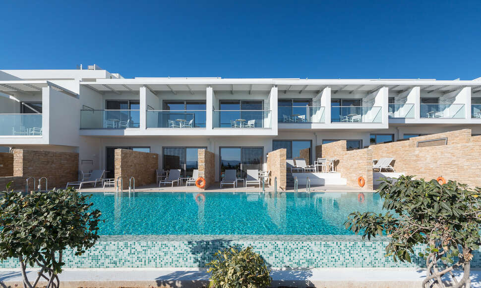 Een foto van het zwembad bij Blue Lagoon Ocean