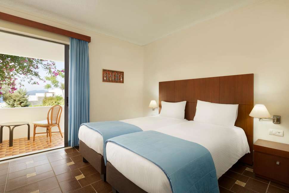 Een foto van Ramada by Wyndham Loutraki Poseidon Resort