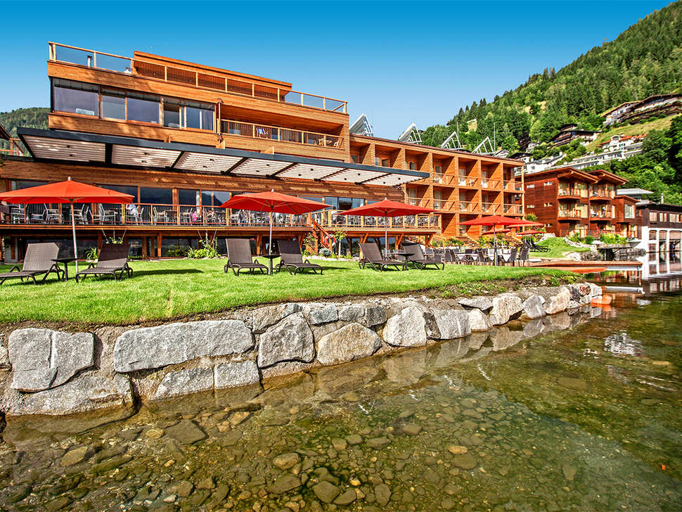 Een foto van de buitenkant van Seehotel Freiberg