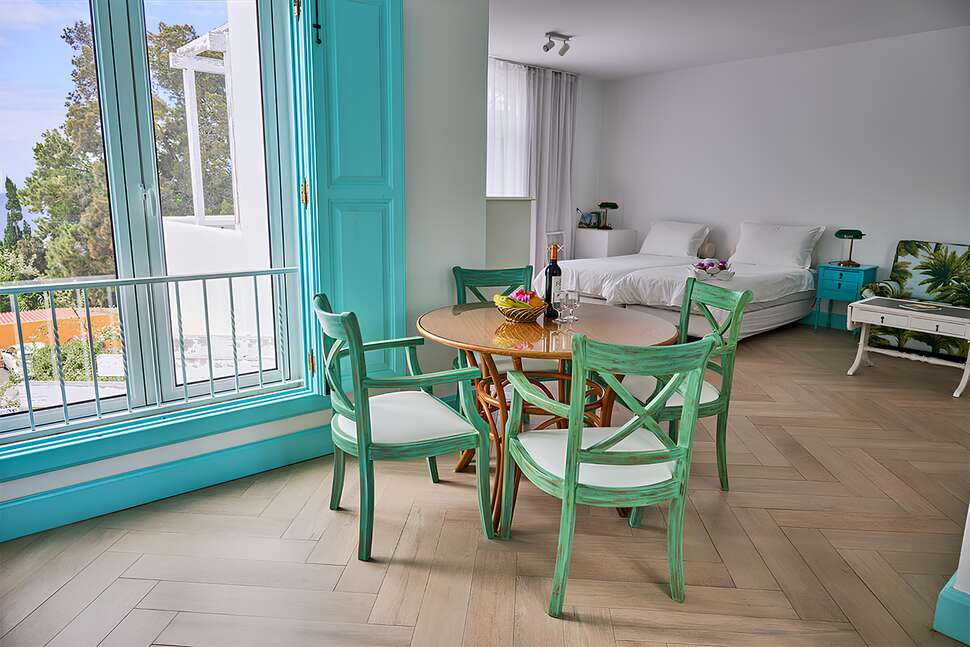 Ein Foto Inn & Art Hotel