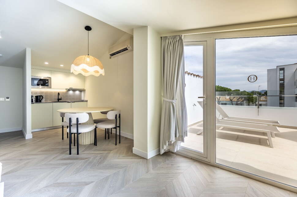 Ein Foto Hoposa Pollensamar Apartments