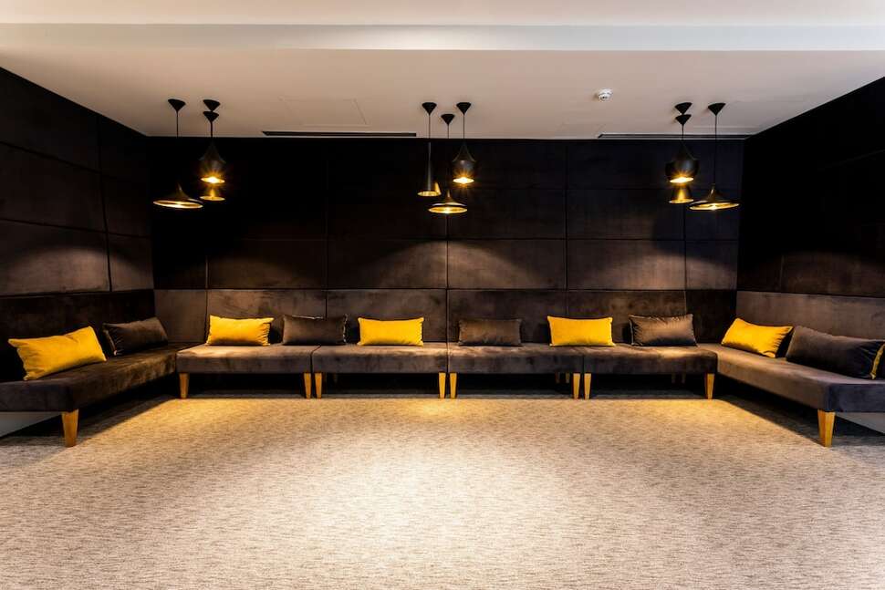 Een foto van het interieur van Czar Lisbon Hotel