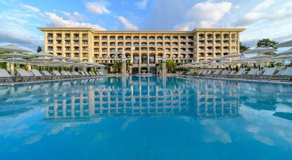Een foto van Astor Garden Hotel