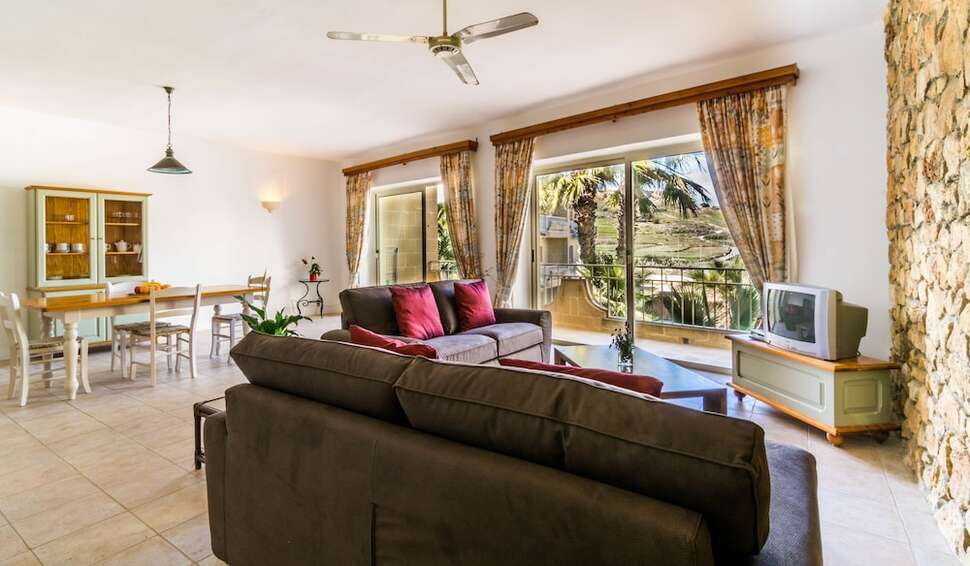 Ein Foto Ta Frenc Apartments