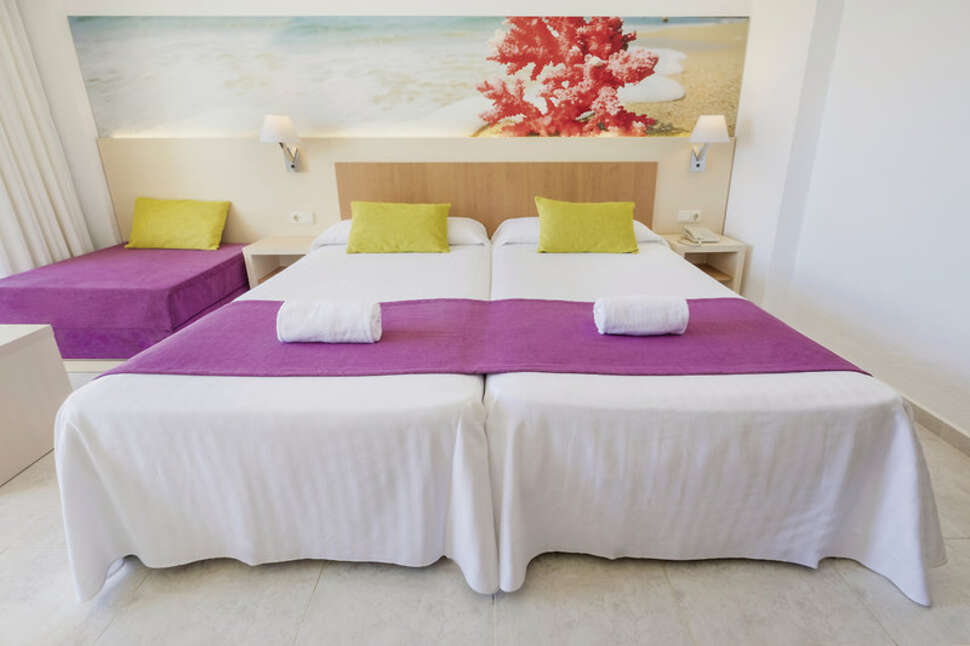 Een foto van Blue Sea Coral Beach