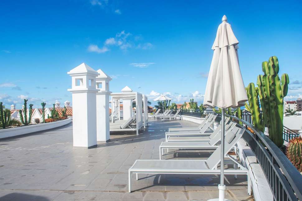 Een foto van het terras bij Parque del Sol