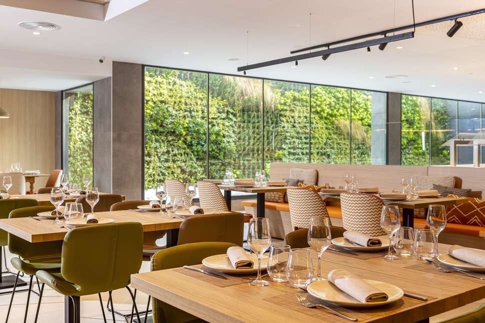 Een foto van de faciliteiten bij L'Azure Hotel