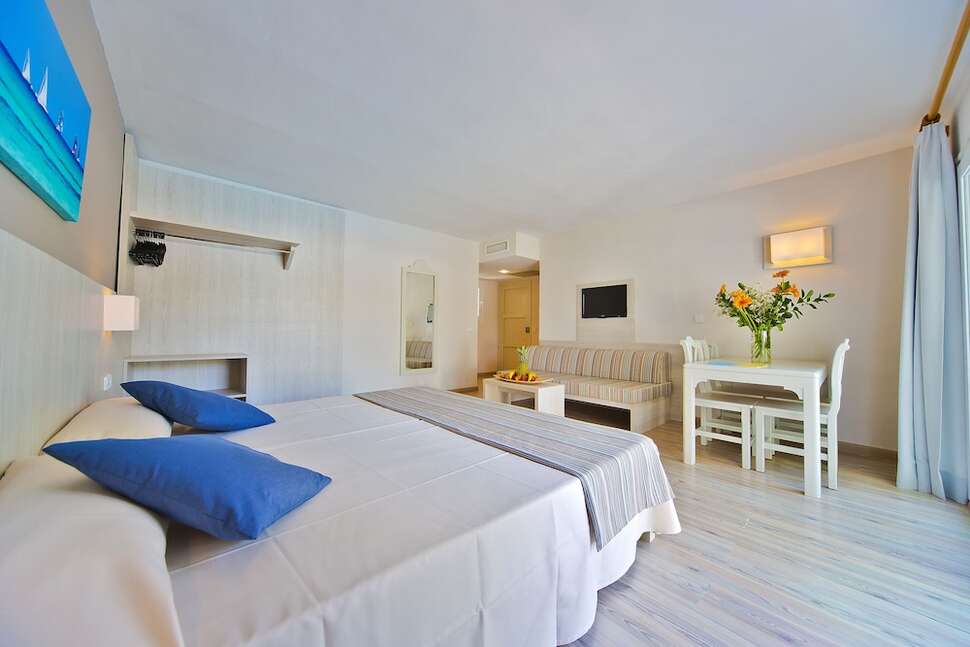 Een foto van Hotel Club Es Talaial