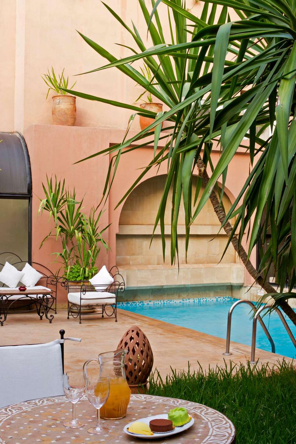 Ein Foto vom Pool im Hotel Nassim
