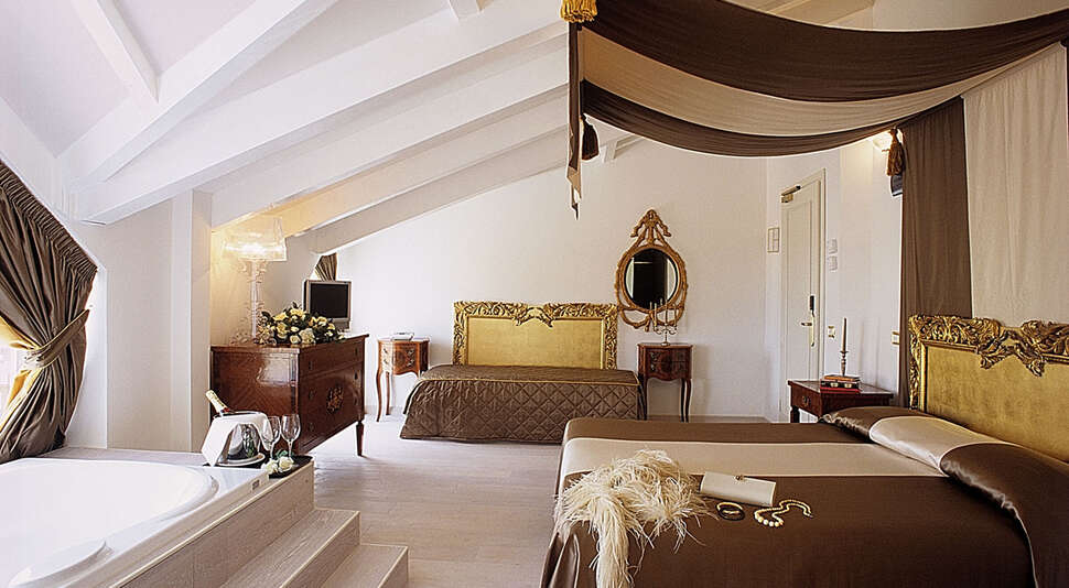 Een foto van M Glamour Hotel