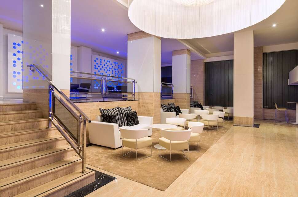 Een foto van het interieur van Hotel Palma Bellver Affiliated by Melia