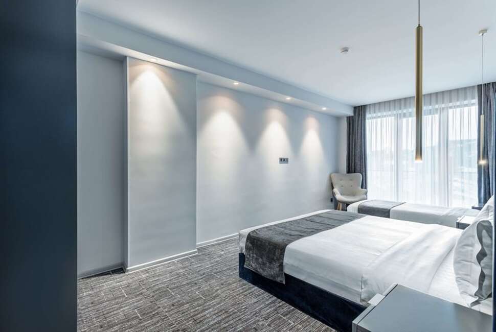 Een foto van Ramada by Wyndham Tbilisi Old City