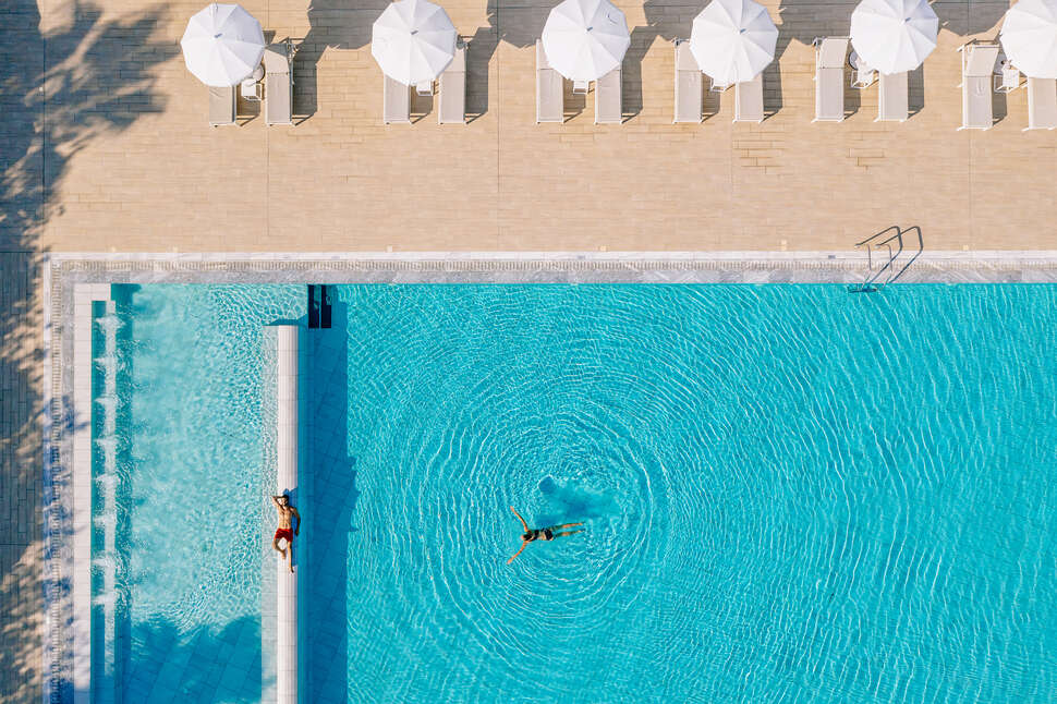 Een foto van het zwembad bij Ivi Mare Hotel