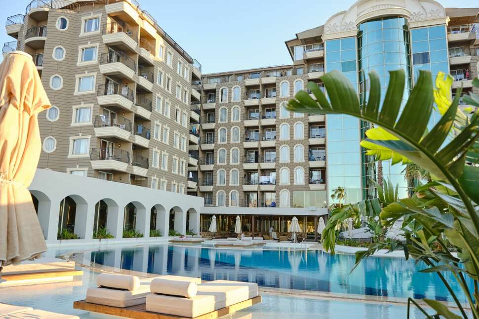 Een foto van het zwembad bij Laur Hotels Experience & Elegance