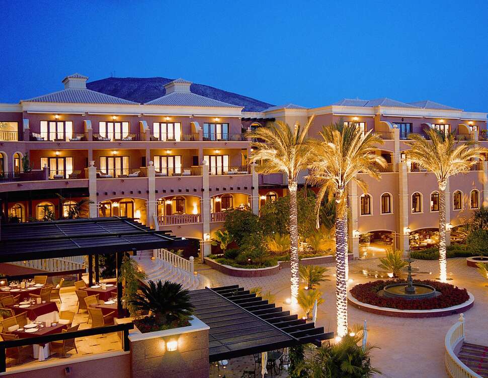 Ein Foto von der Außenansicht des 1881 Tenerife Las Madrigueras Golf Hotel