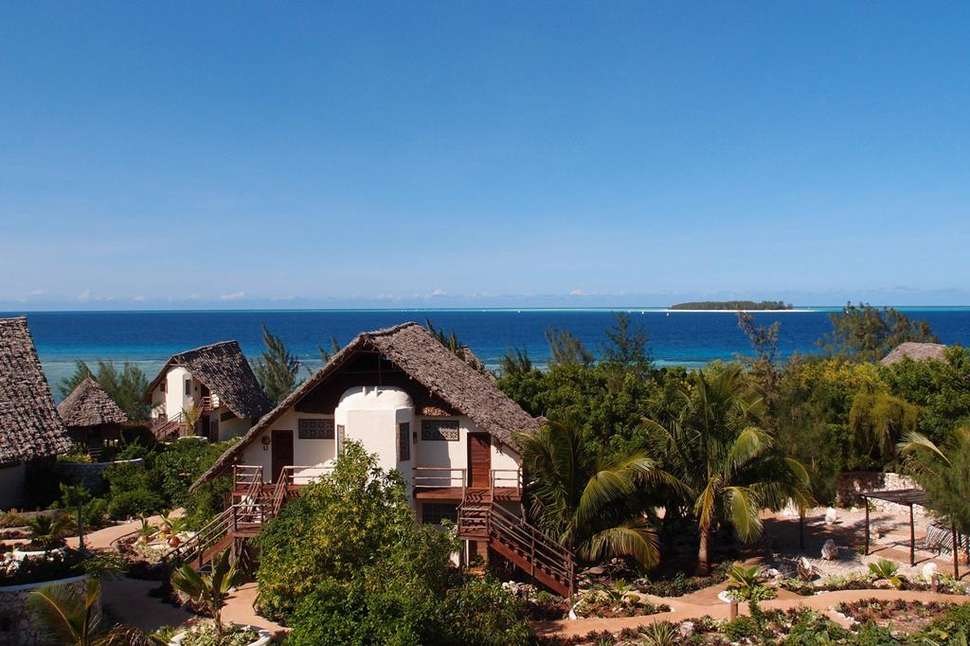 Een foto van de buitenkant van Sunshine Marine Lodge