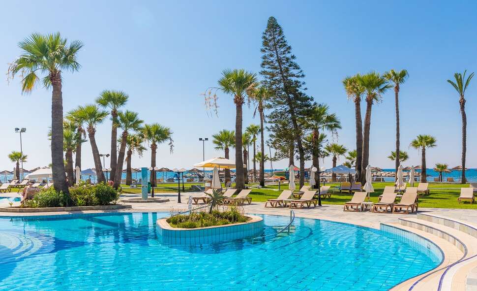 Ein Foto The Golden Bay Beach Hotel