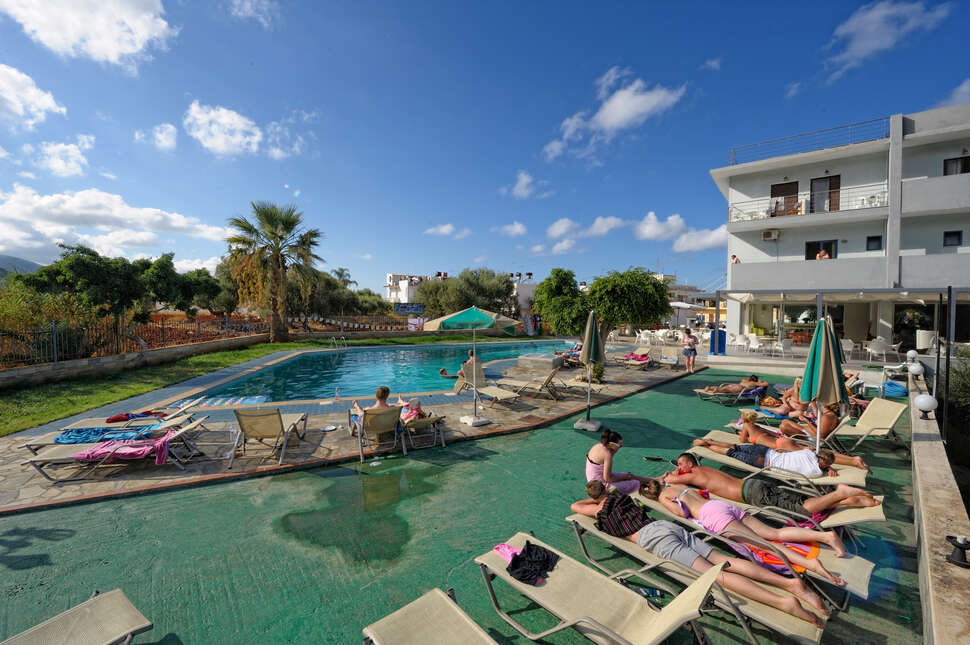 Ein Foto von einer Übersicht des Hermes Hotel Malia