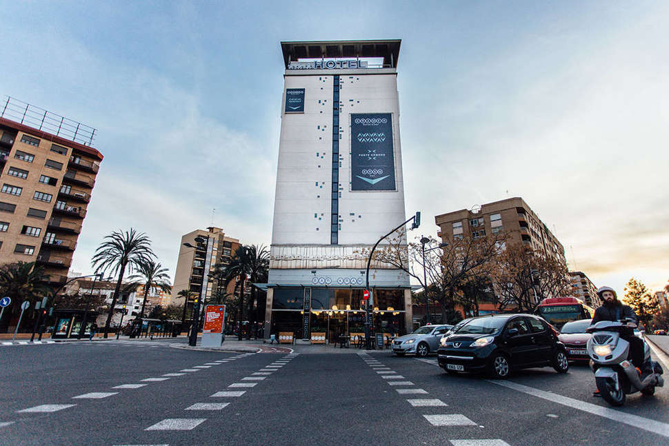 Een foto van de buitenkant van Hotel Kramer