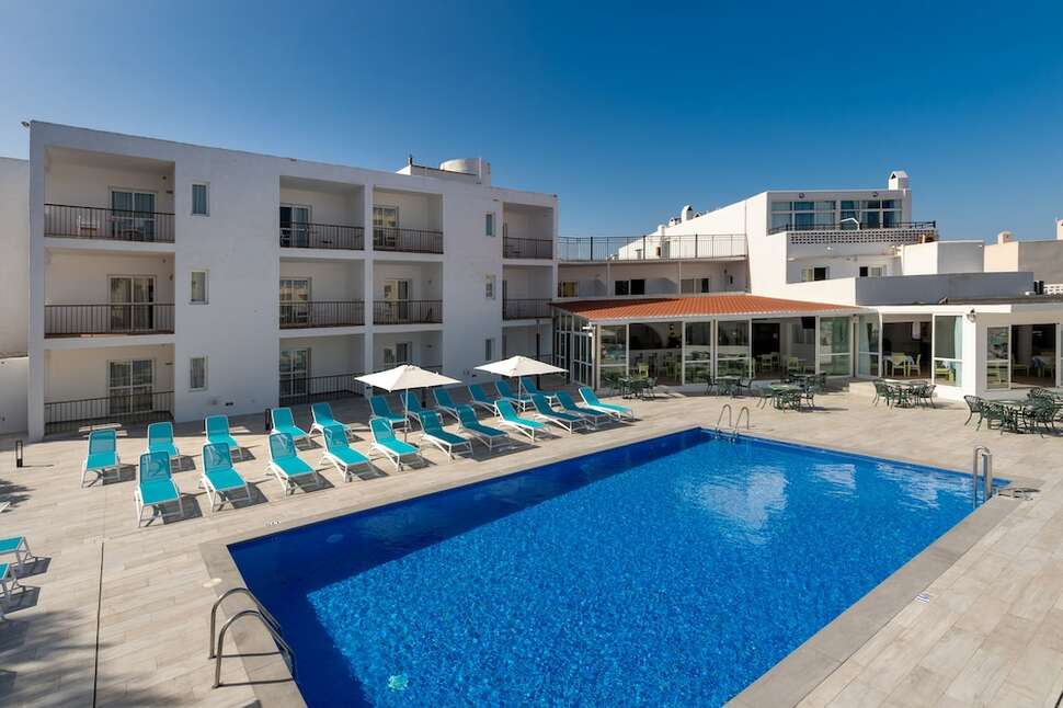 Ein Foto vom Pool im Apartments Club Maritim
